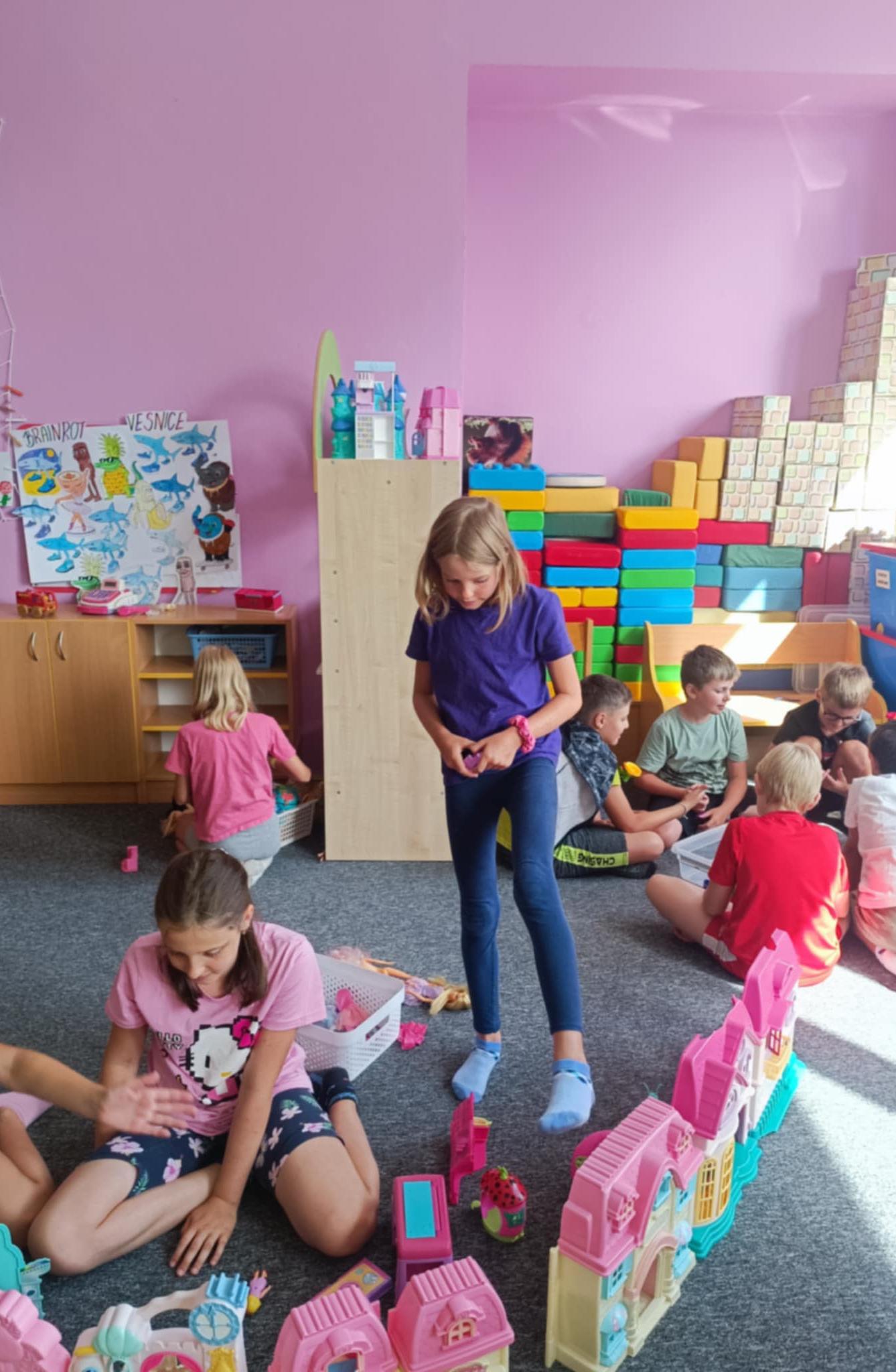 Týden plný zábavy II - pondělí - 35