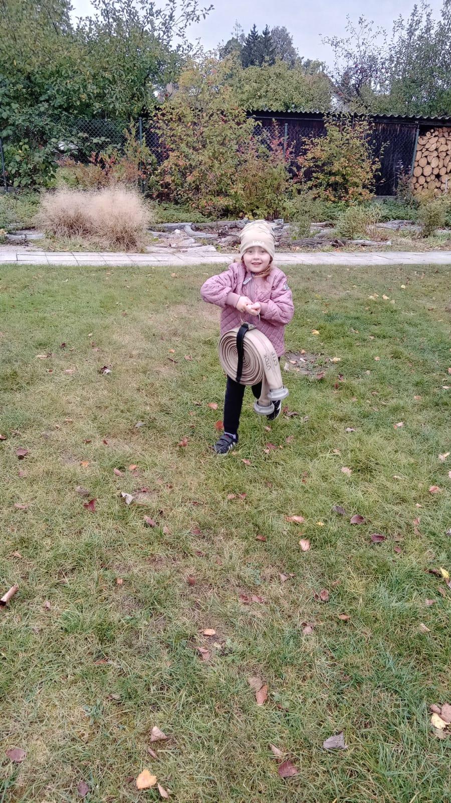 Návštěva dobrovolných hasičů v naší školce... - 37