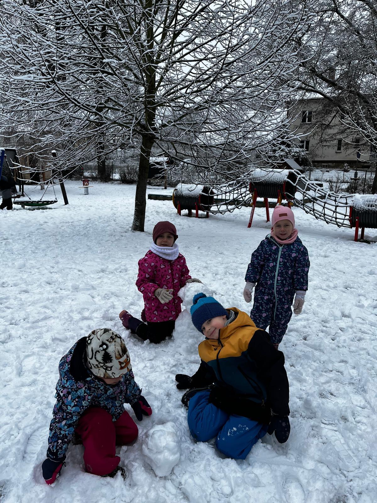 první sníh ve školce - 15