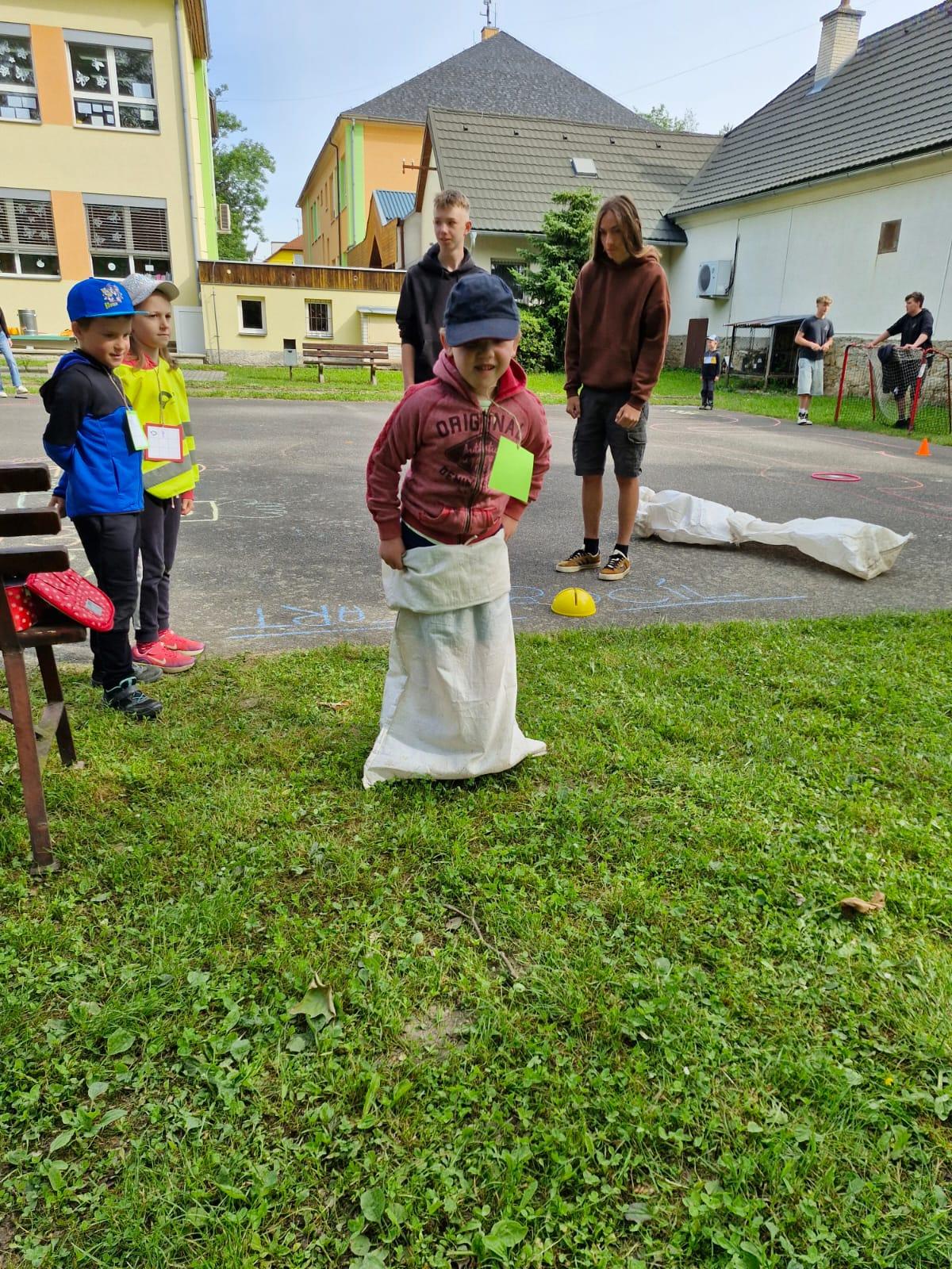 PŘEDŠKOLÁCI VE ŠKOLE - 21