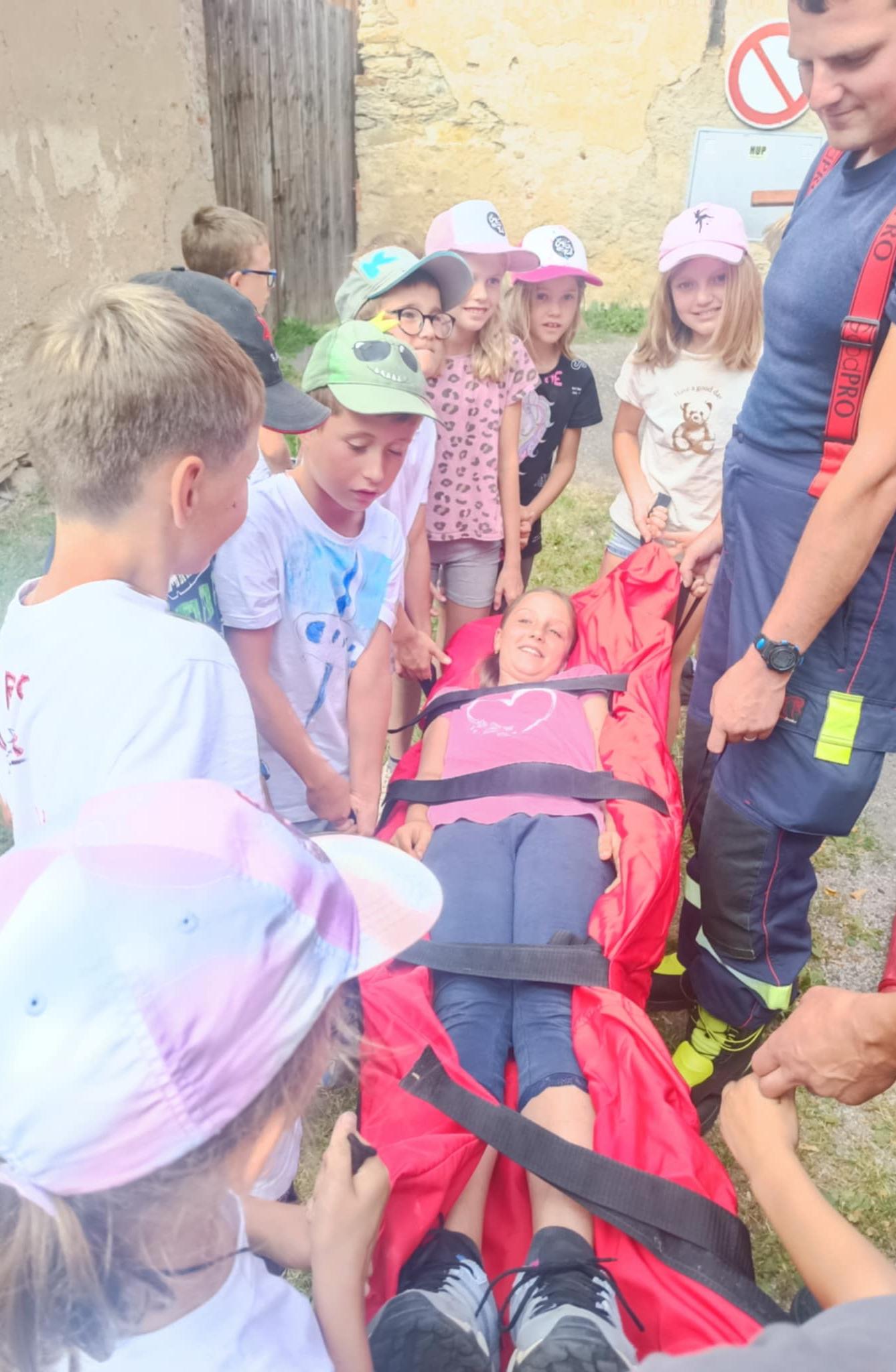 TÝDEN PLNÝ ZÁBAVY II - čtvrtek - 70