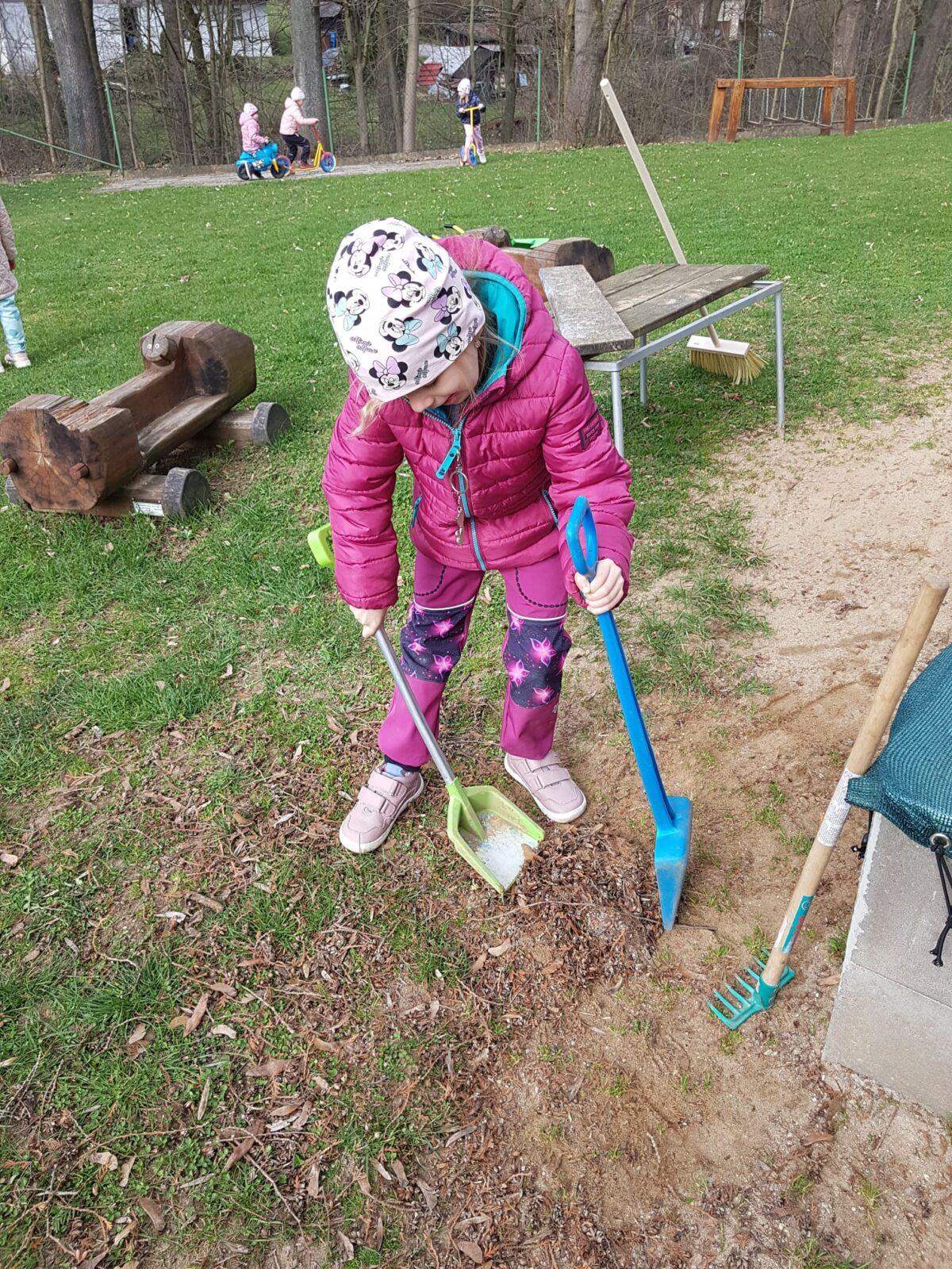 užíváme si pobyt venku - 30