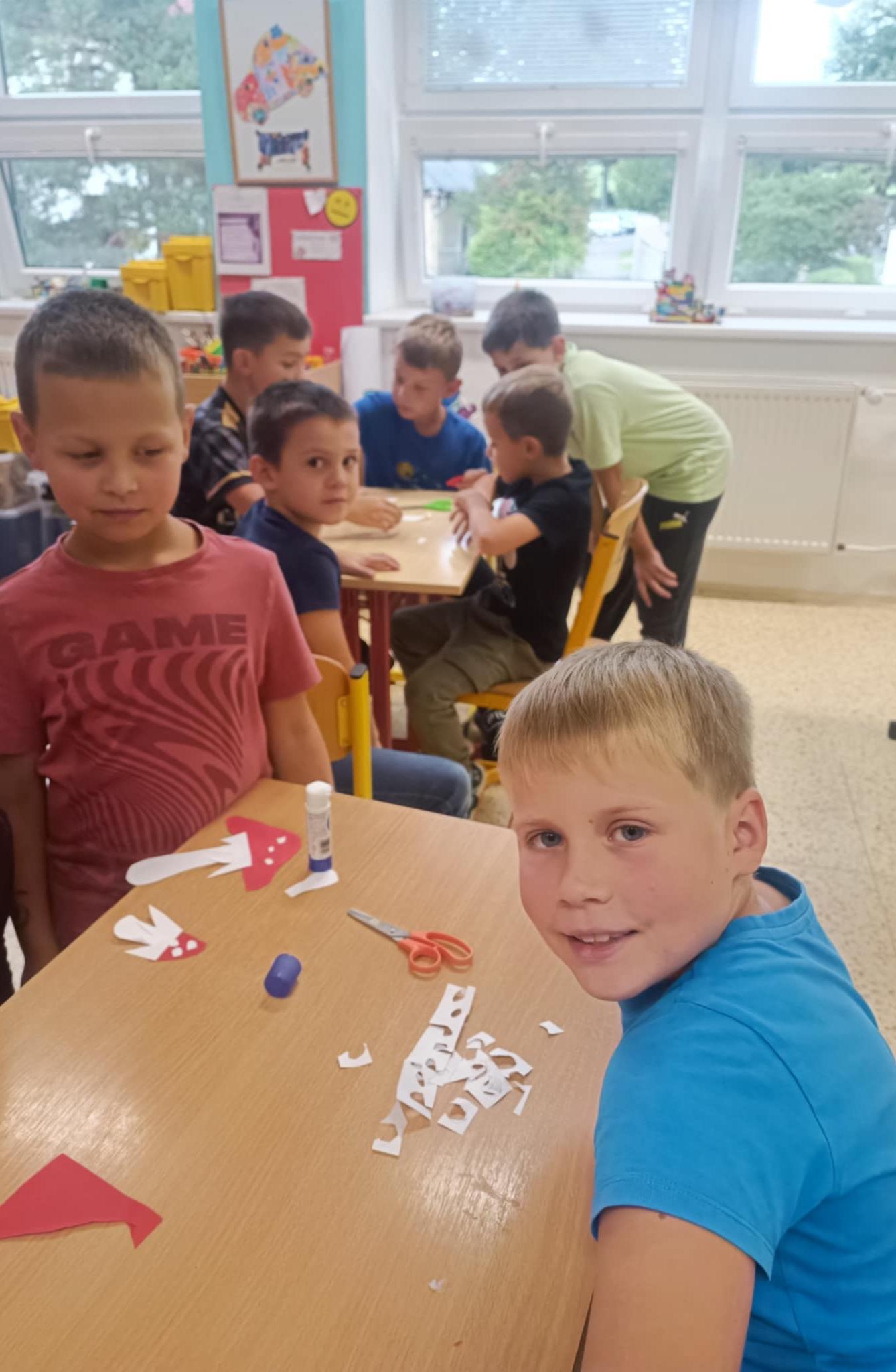 ŠKOLNÍ DRUŽINA - 2. ODDĚLENÍ -PODZIM - 90