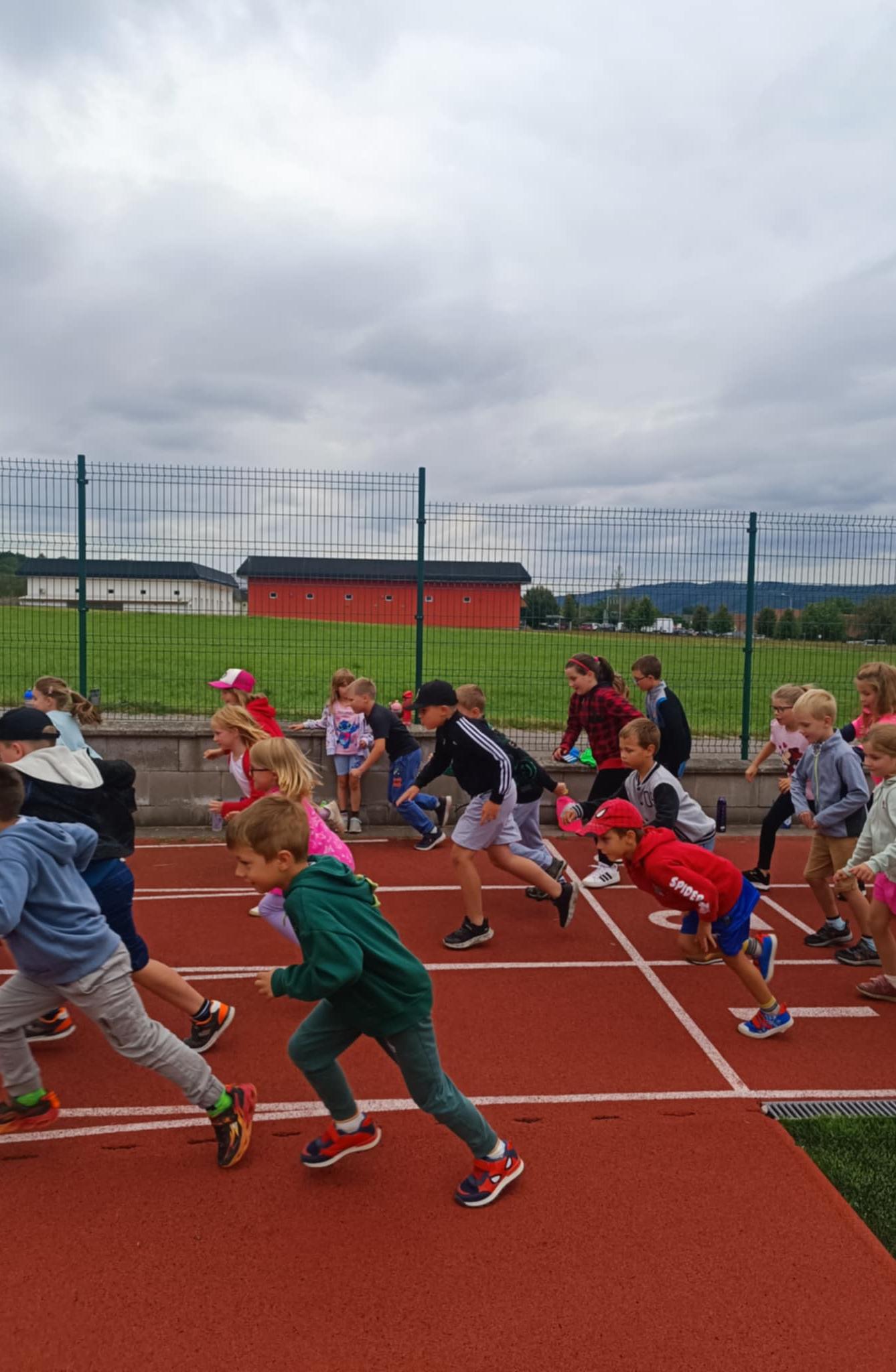 ŠKOLNÍ DRUŽINA - 2. ODDĚLENÍ -PODZIM - 100