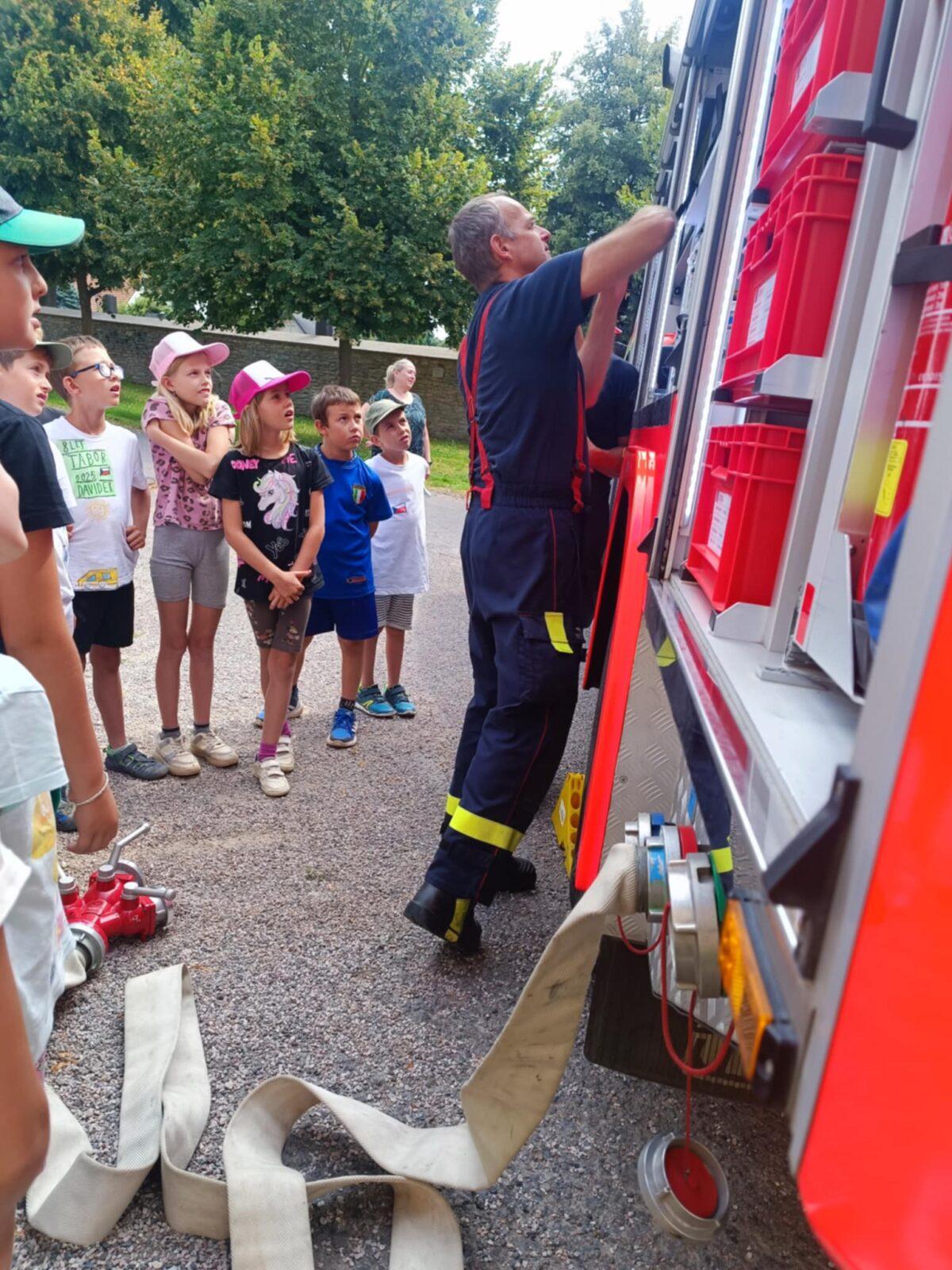 TÝDEN PLNÝ ZÁBAVY II - čtvrtek - 75