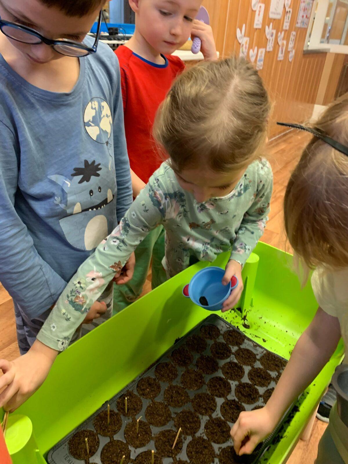 malí zahradníčci - 17