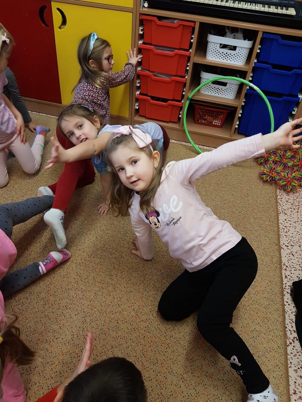 JÓGA S KOČIČKOU SALAMBOU - 26