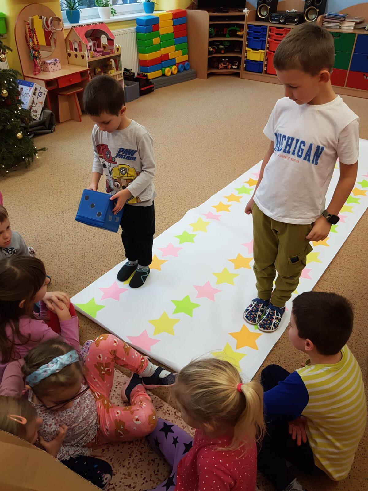 SOVIČKY: NA NOVÝ ROK O SLEPIČÍ KROK - 26