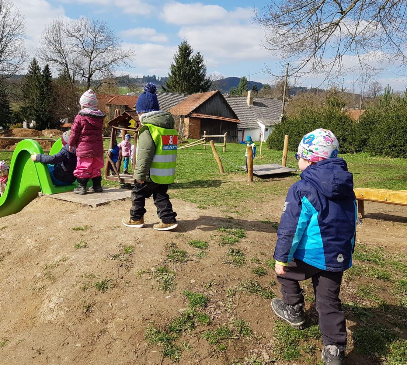 užíváme si pobyt venku - 36