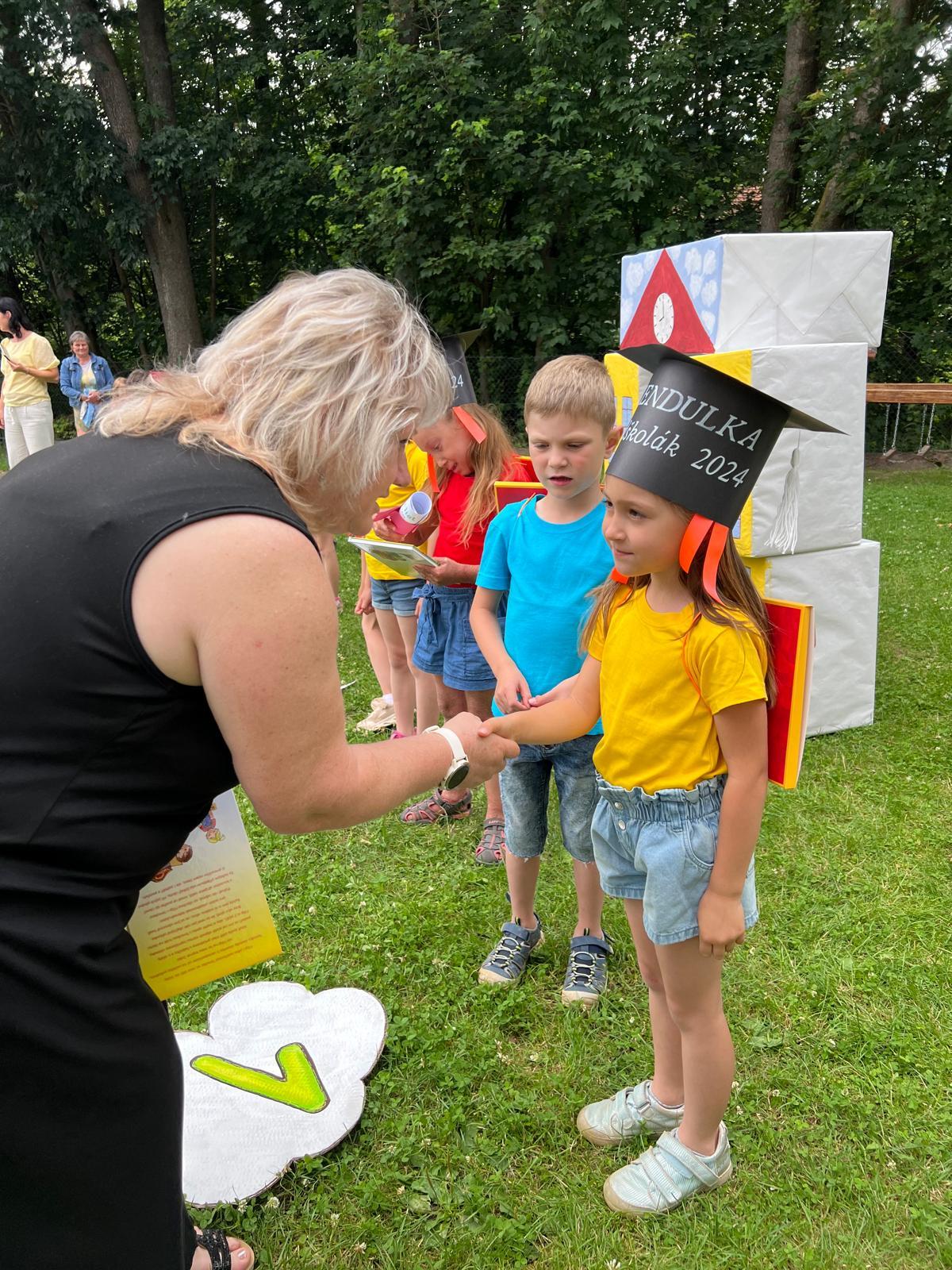 ZAHRADNÍ SLAVNOST - 44