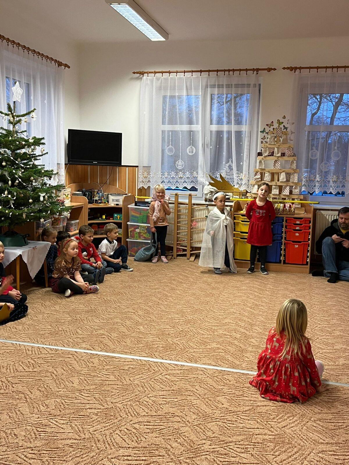 HVĚZDNÉ VÁNOČNÍ SETKÁNÍ - 52