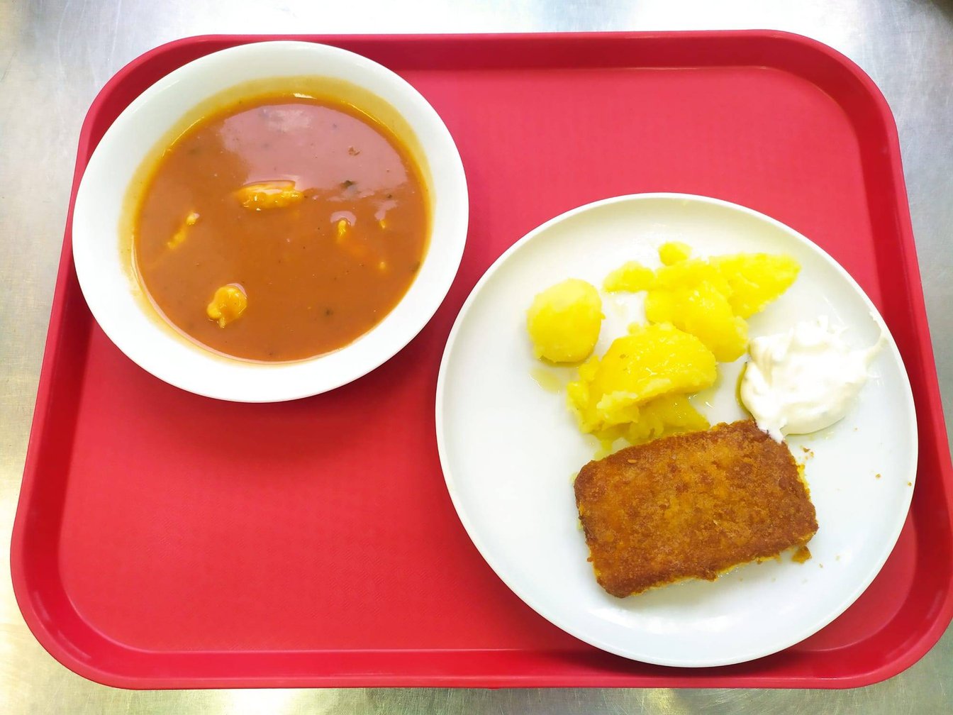 Oběd - základní škola