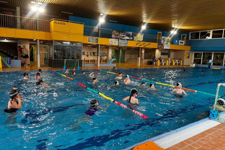Ukončení plaveckého výcviku ve 2. a 5. třídě
