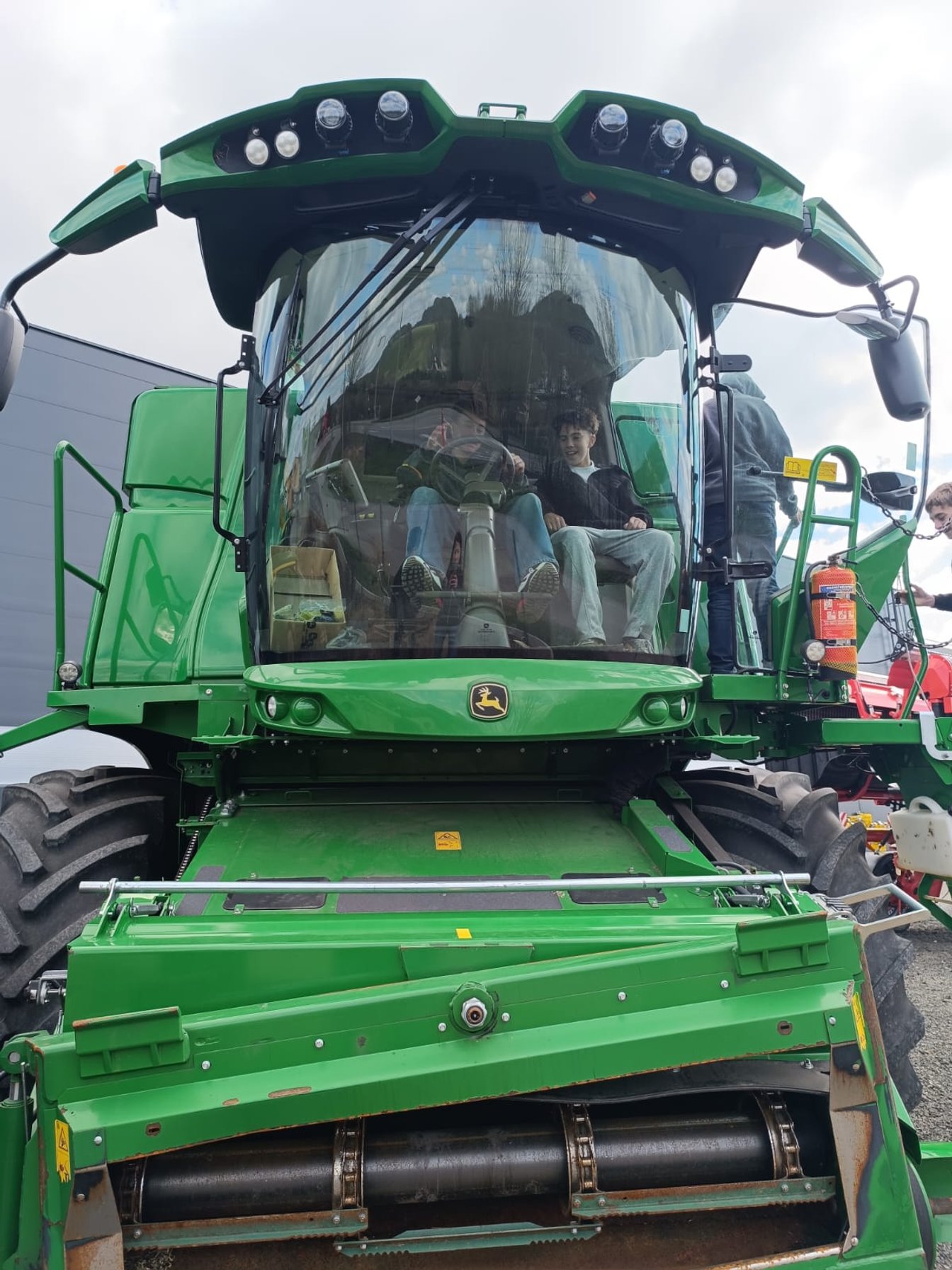 Osmáci ve firmě John Deere