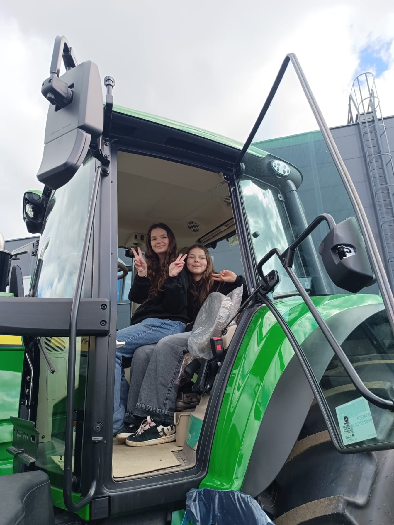 Osmáci ve firmě John Deere